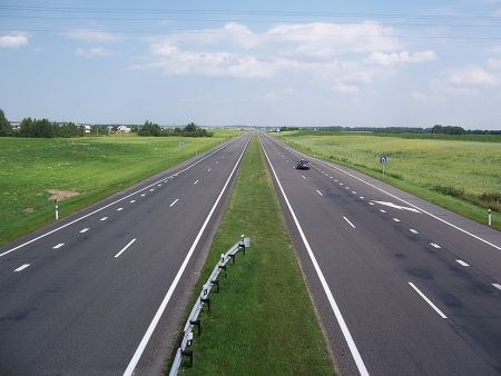В Беларуси на республиканских автомагистралях изменен скоростной режим