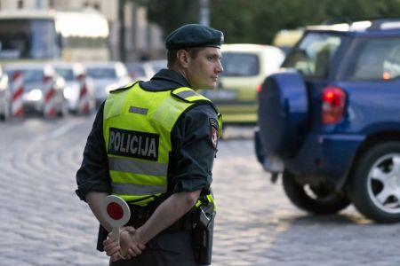 С 1 января 2017 г. в Литве ужесточаются штрафы за нарушения Правил дорожного движения 